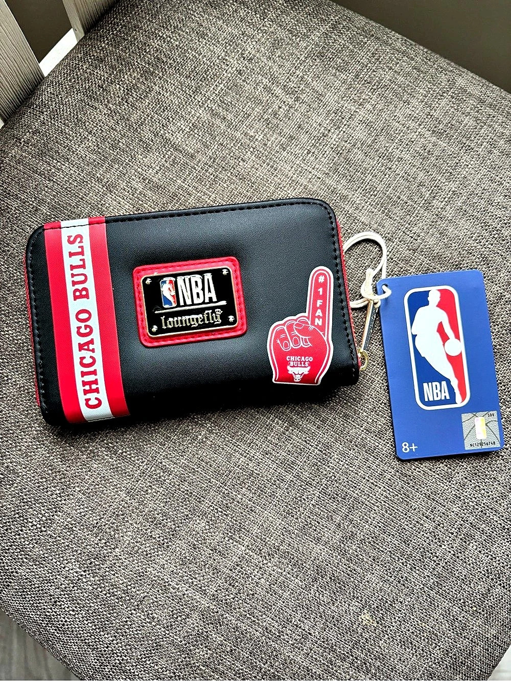 Loungefly Hard-tag NBA Chicago Bulls Loungefly wallet Black & Red NWT Wallet
